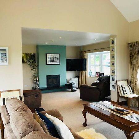 Connemara. 3 Bedroom, 8 Bed, Holiday Home Galway Exterior foto
