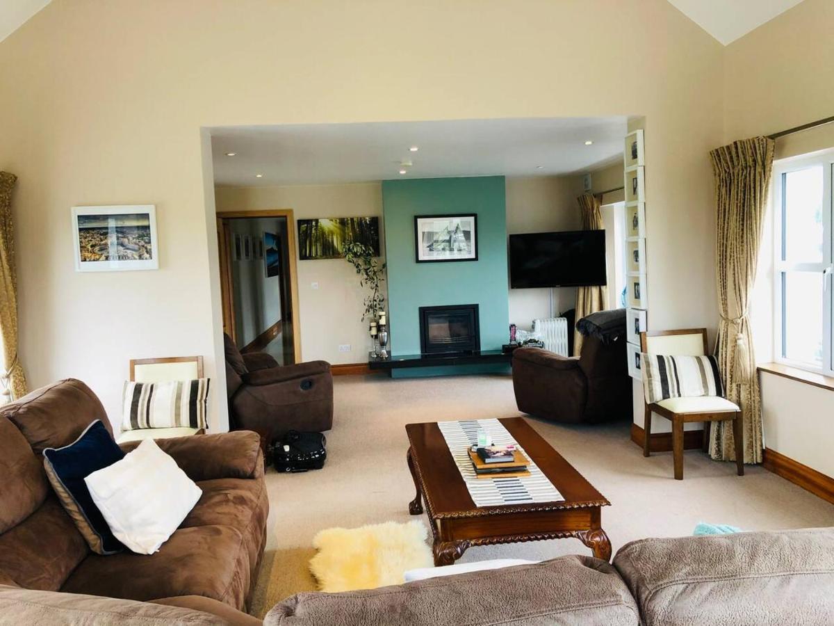 Connemara. 3 Bedroom, 8 Bed, Holiday Home Galway Exterior foto